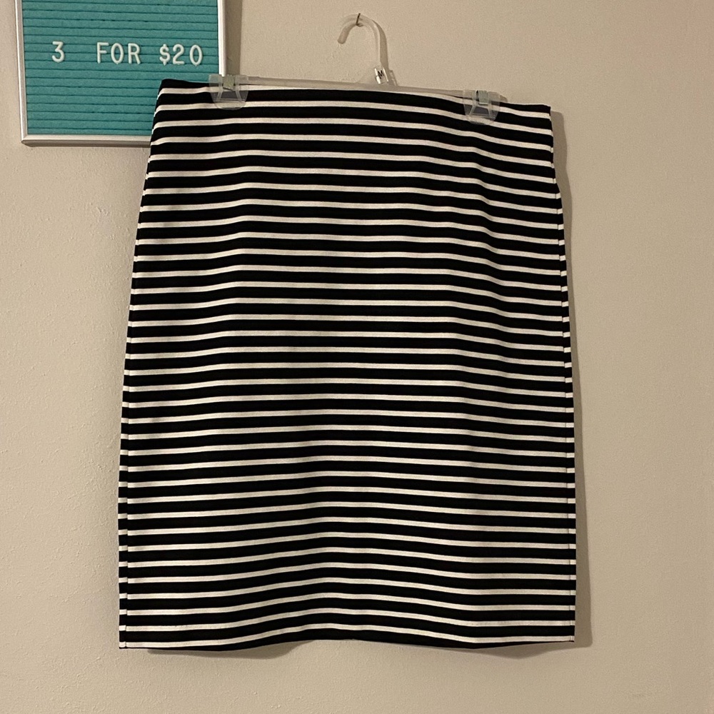 3for$20 black and white striped pencil skirt